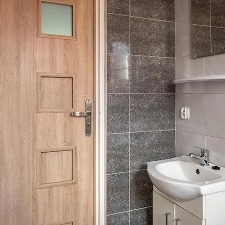 Osrodek Wypoczynkowy - Wczasy W Cichowie Bed & Breakfast *