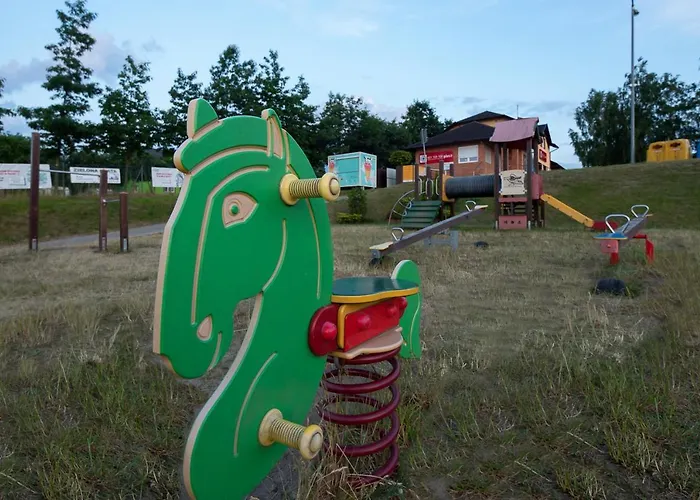 Osrodek Wypoczynkowy - Wczasy W Cichowie 3*